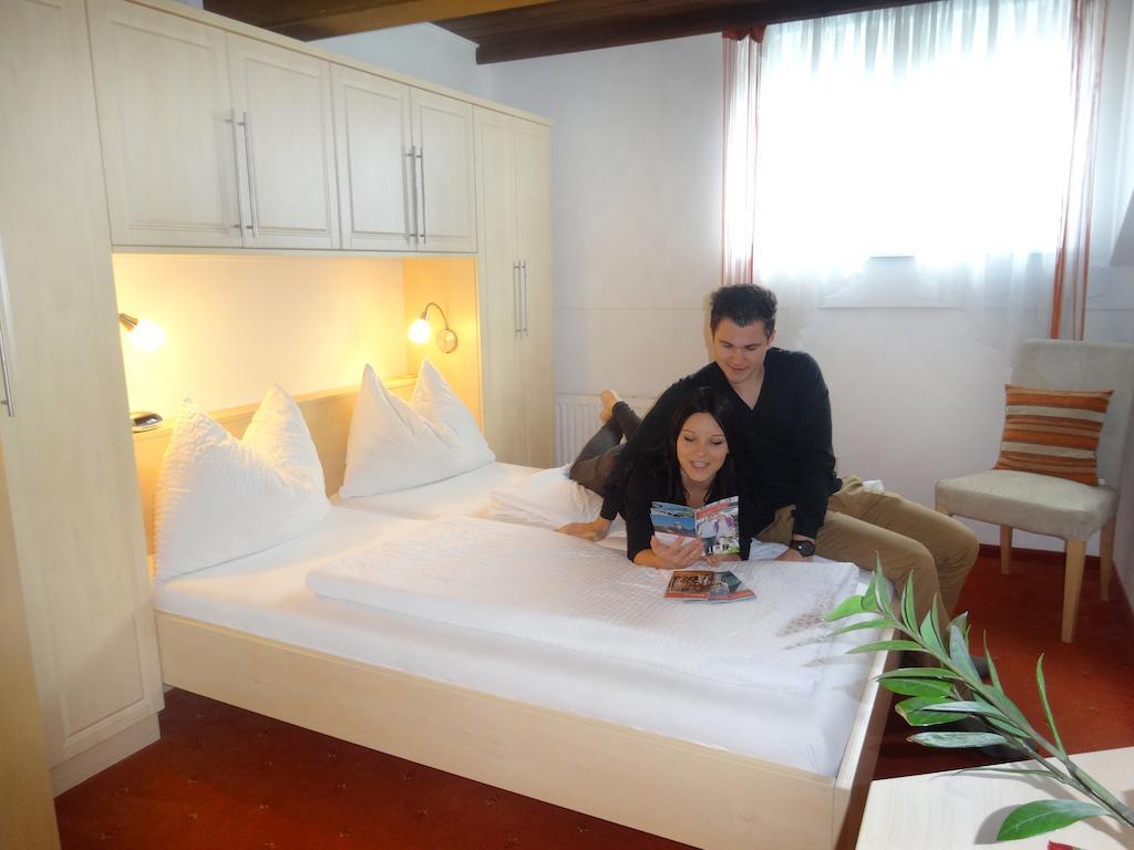 Pension Scherwirt Hotel Graz Ruang foto